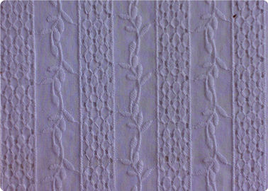 Strój / Dress / Poduszki haftowane tkanin obiciowych / Haftowane tkaniny